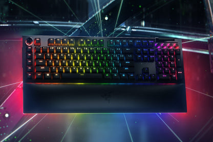RAZER BLACKWIDOW V4 PRO MECHANICAL GAMING KEYBOARD (GREEN SWITCH)